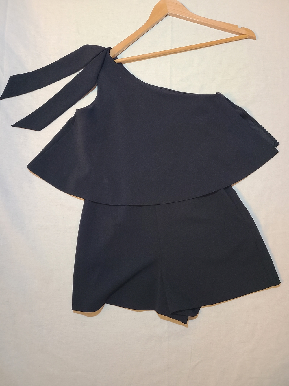 bebe Black One-Shoulder Romper with Tie Detail